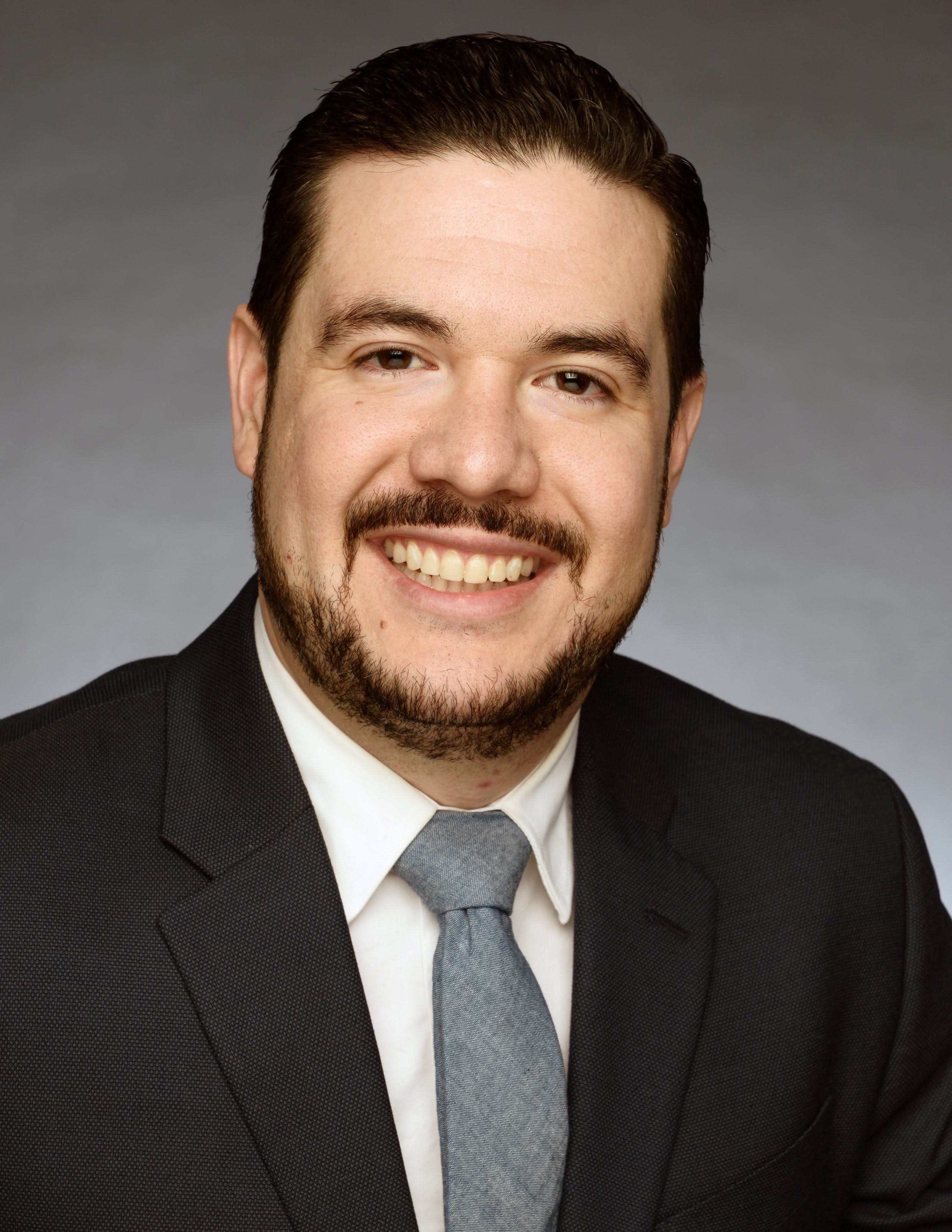 Dr. Daniel Hernandez, MD